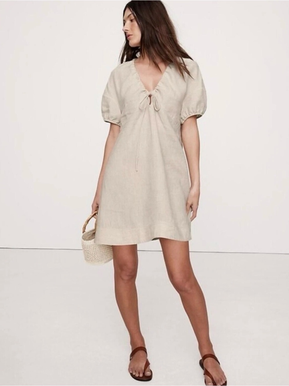 Banana Republic Linen Tie-Front Puff Sleeve Dress in Natural Beige